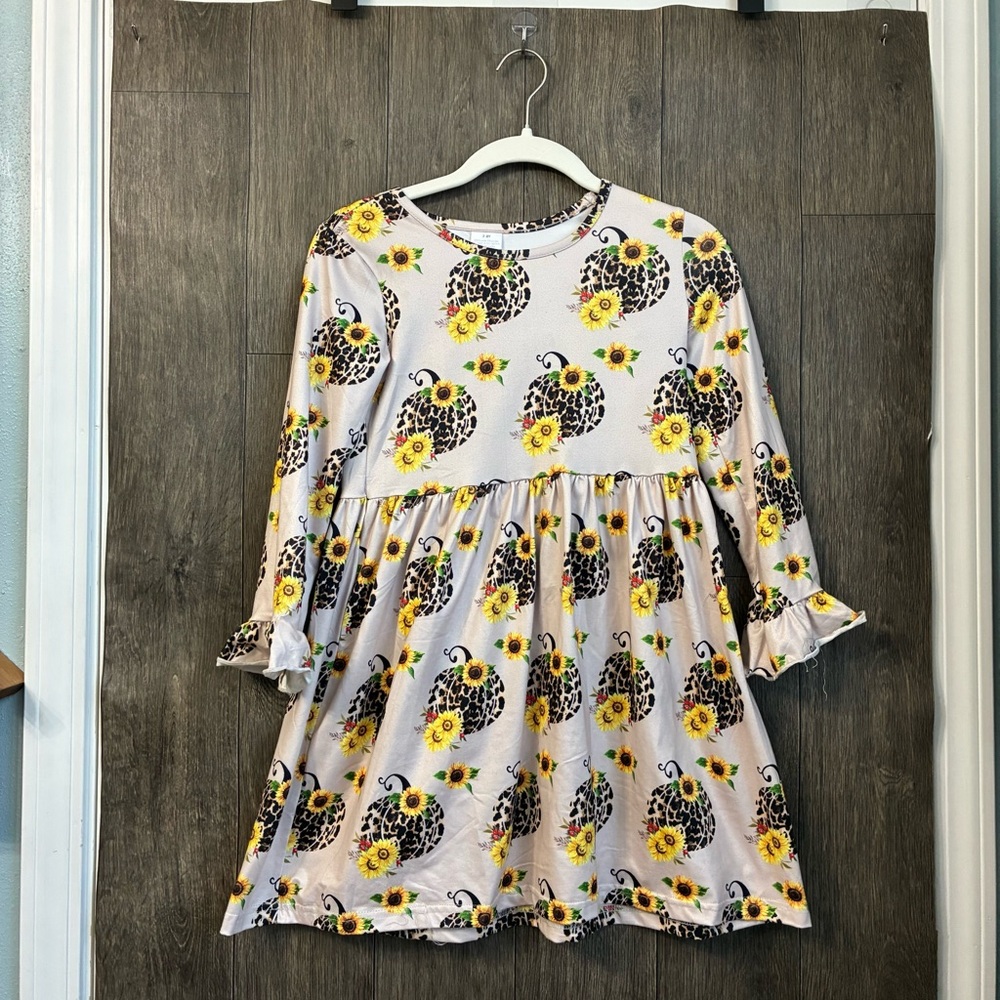 Girls Sunflower Leopard Pumpkin Print Long Sleeve Dress Size 7–8